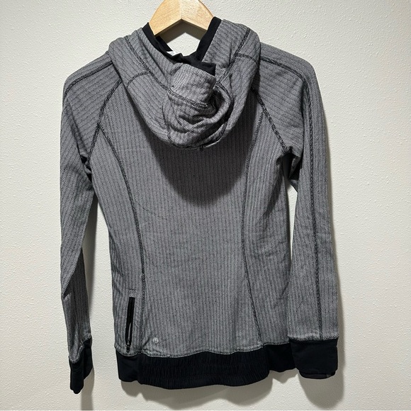 Lululemon Think Fast Hoodie - Picture 9 of 11